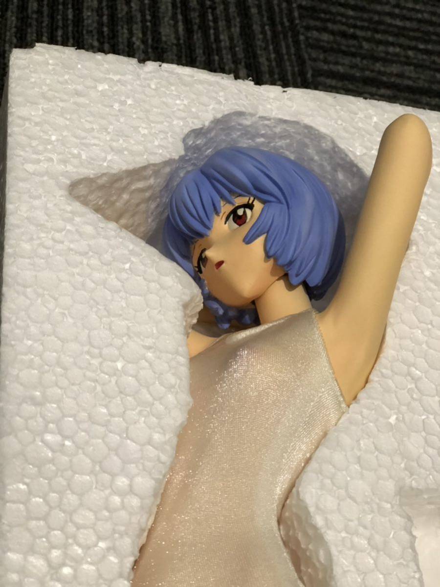 AIZU 1/4 新世紀エヴァンゲリオン 綾波レイ (バスタオル・レイ 水着