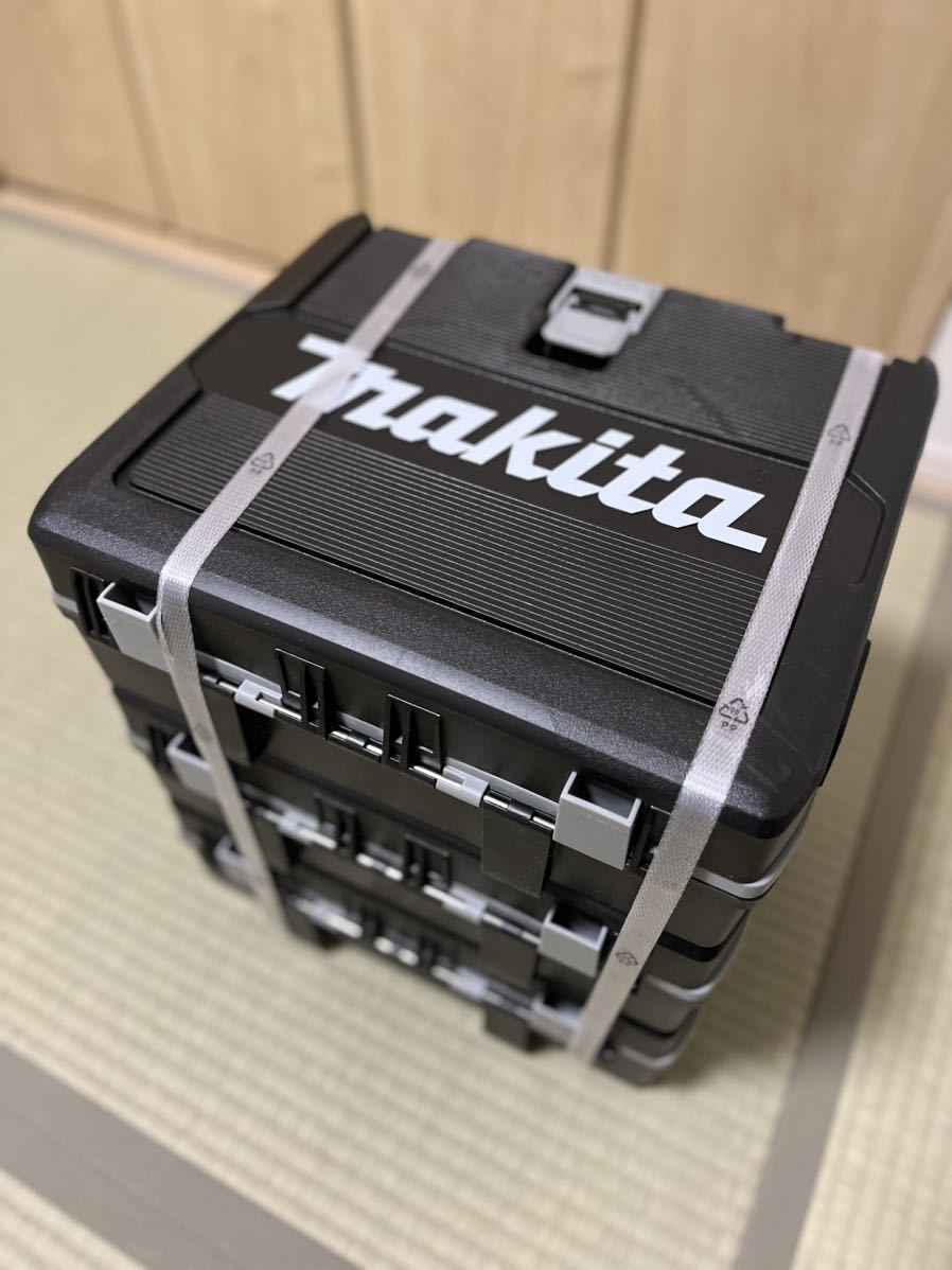 ★未使用新品★makita純正　3台セット TD172DRGX(B) 18V　6.0Ah バッテリー2個付き　　充電式インパクトドライバー　ブラック【No.1】