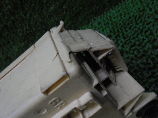 9EJ5536EG2 ) ダイハツ ムーヴ 福祉車両 LA100S/LA110S 後期型 純正室内ヒューズボックス　　82600-B2440 ムーヴ ダイハツ 平成16年 福祉車両の価格・新型情報・グレード諸 ムーヴカスタム 中古車販売