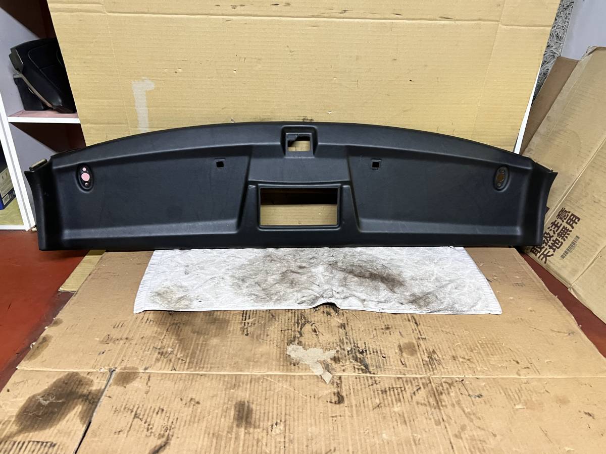 W124　内装パーツ　フロントルーフフレーム　