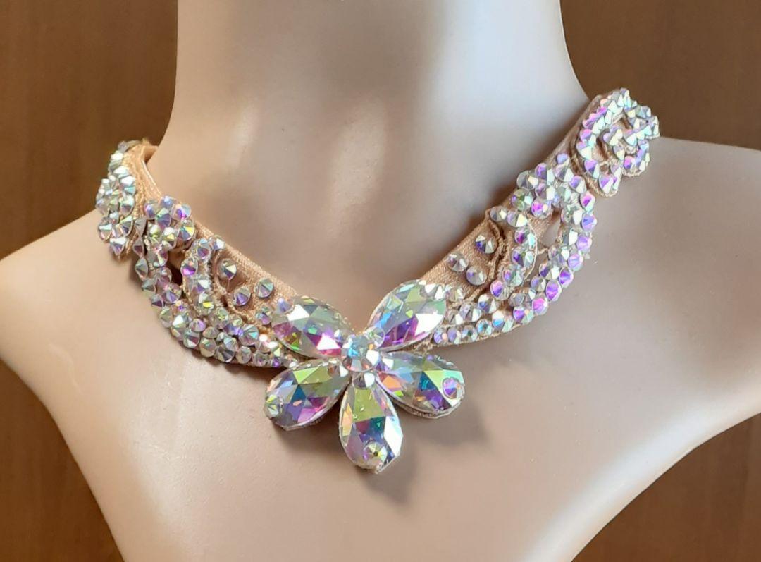 ★社交ダンス　ネックレス　オーロラが華やか