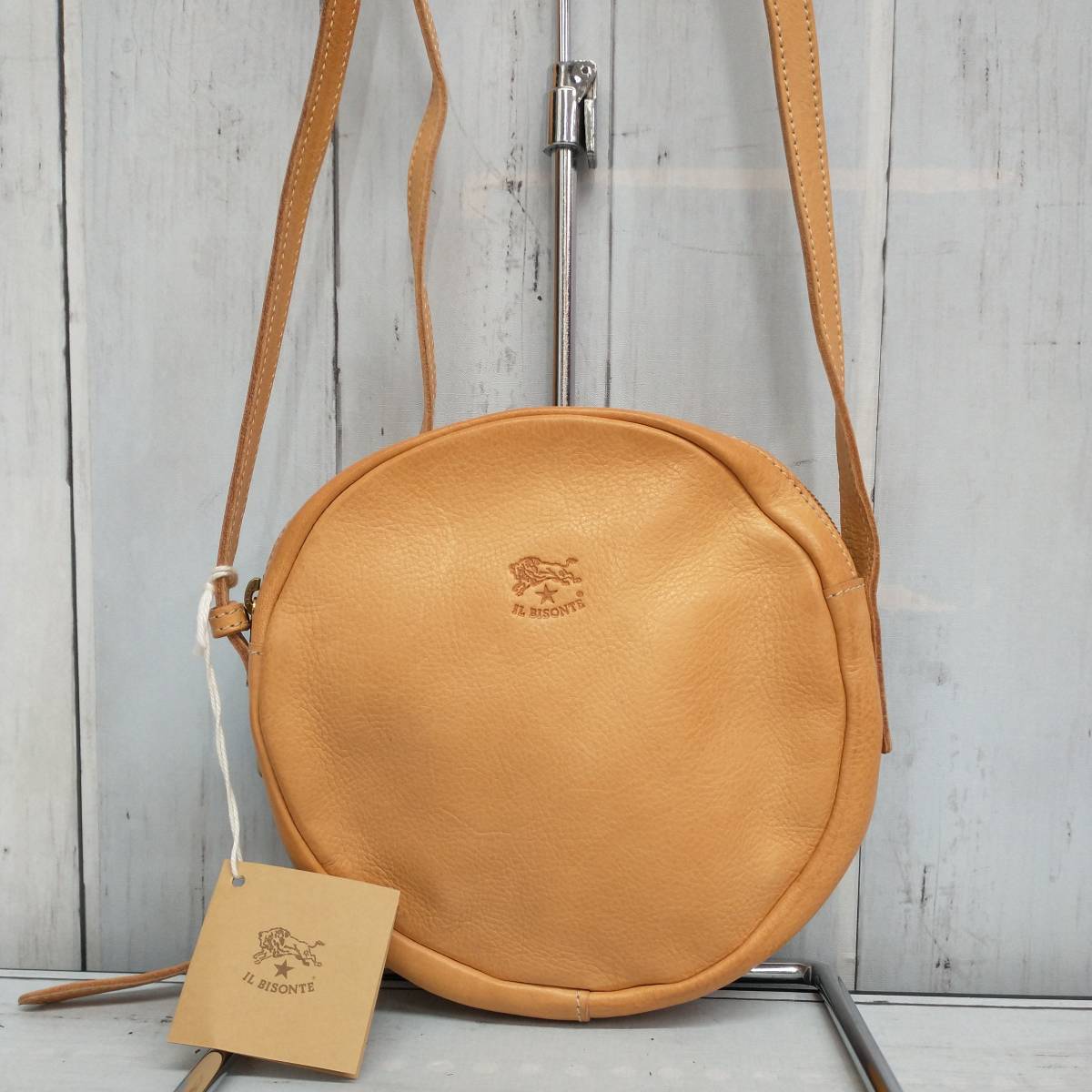 未使用品 IL BISONTE 牛革 タグ付き ショルダーバッグ イルビソンテ 