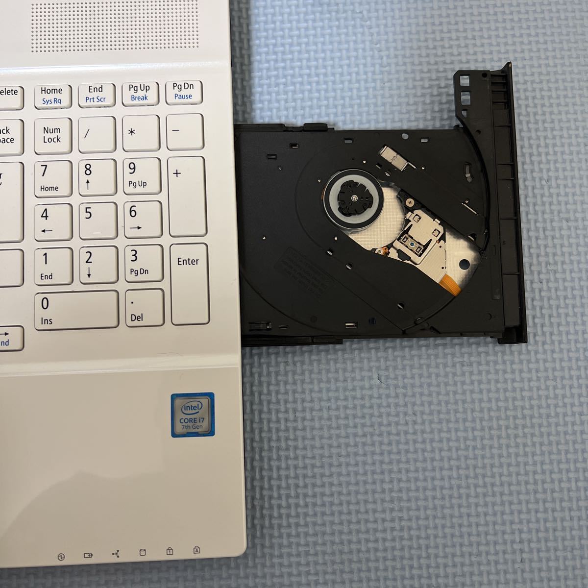 NECLaVie NEC LAVIE Core i7 第7世代 PC-NS650GAW 美品 NS650GAW NECLaVie NEC LAVIE Core i7 第7世代 PC-NS650GAW 美品 NS650GAW