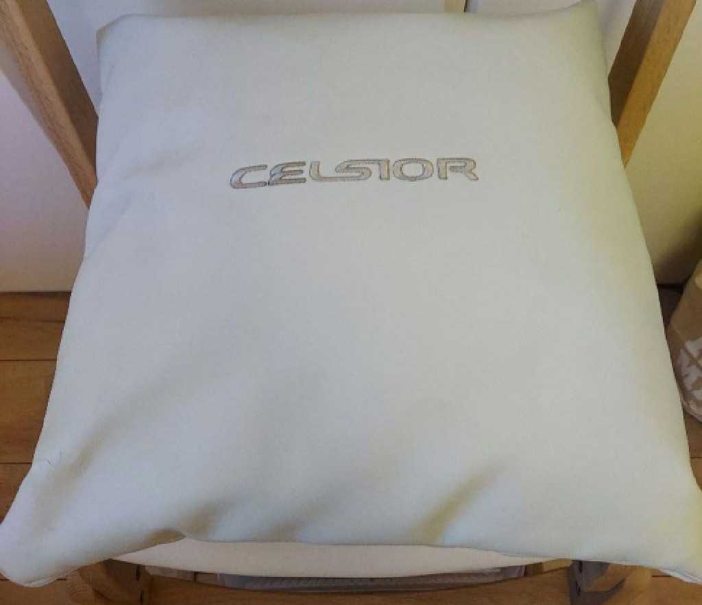 幻の希少品！トヨタ純正オプション♪セルシオブランケットクッション