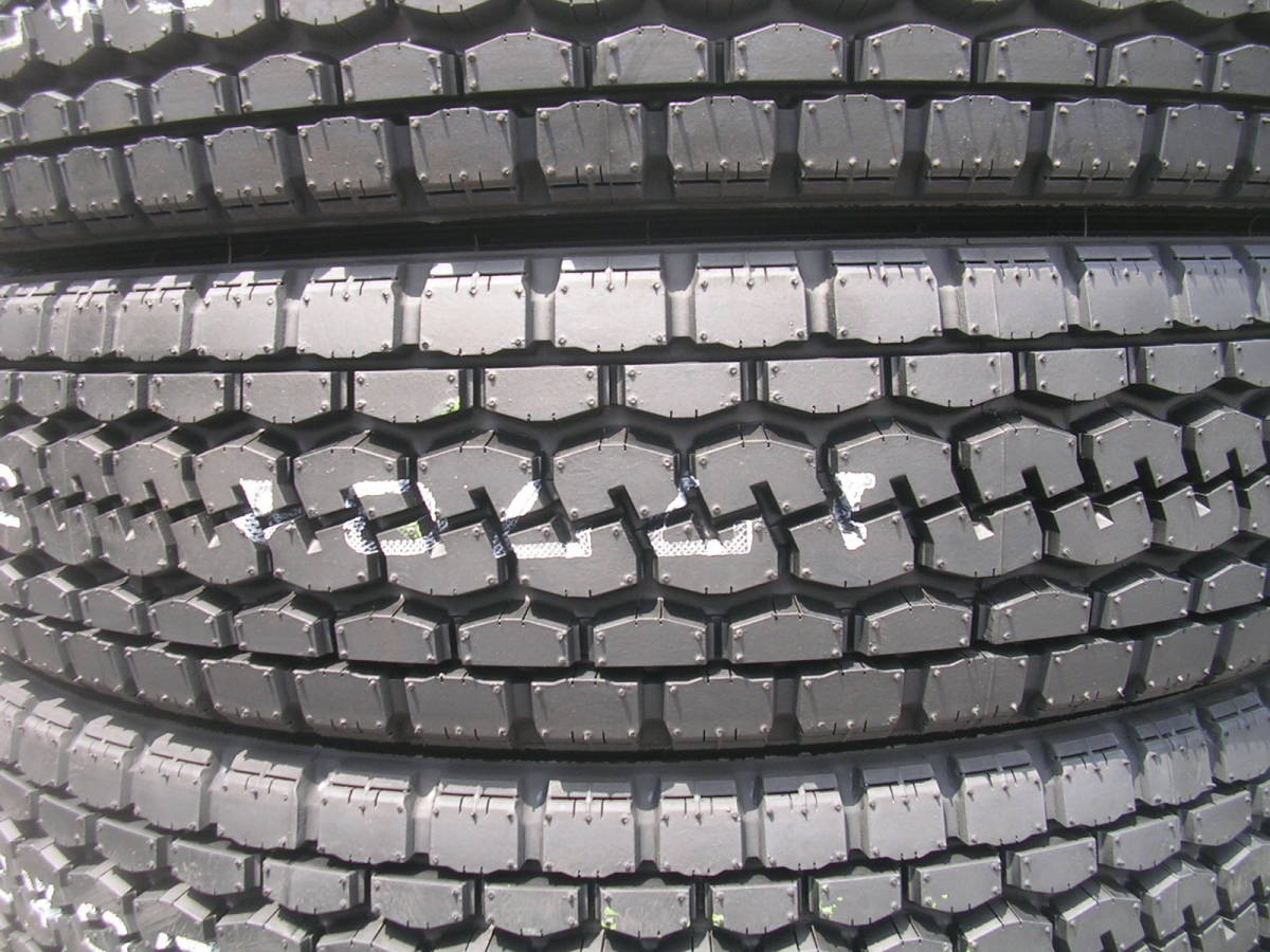 ●送料安♪22～23年製造●7.00R16 10PR ダンロップ SP770 ミックスラジアル 700R16 10PR 7.00-16 10PR 7.00/16 10PR チューブ フラップも有