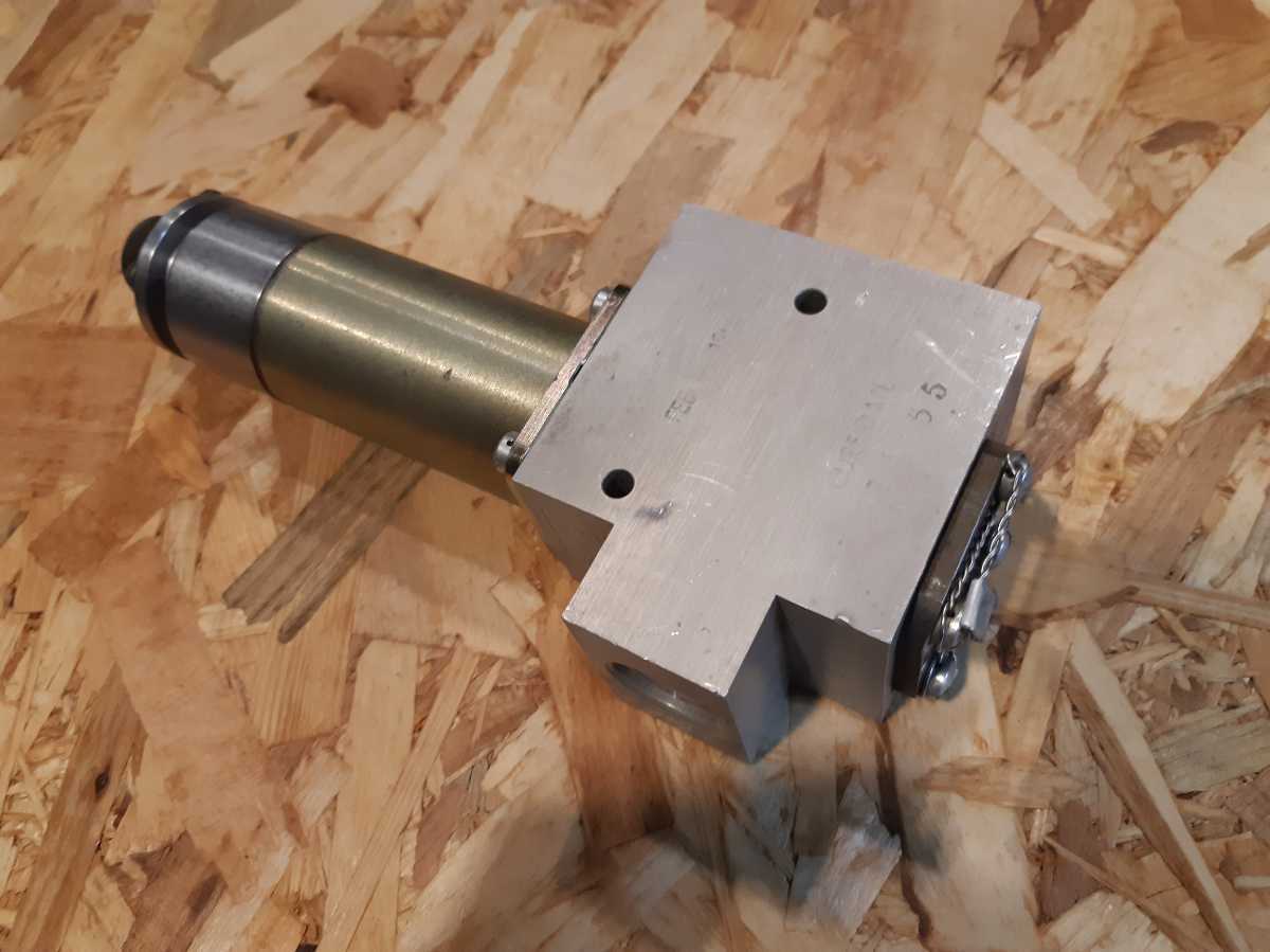 ADEX　スクエア 検索　ローライダー エーデックス インパラ ハイドロ