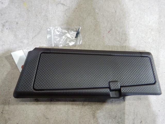 ポルテ DBA-NCP141 小物入れ 運転席側 アッパートレイ Y328446