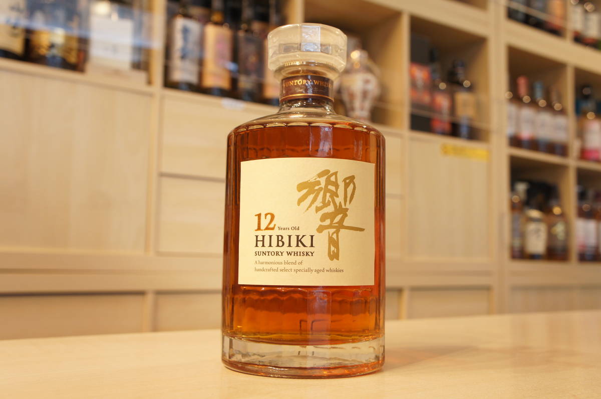 11204 サントリー 響12年 700ml 43％ SUNTORY HIBIKI 【福岡県内限定
