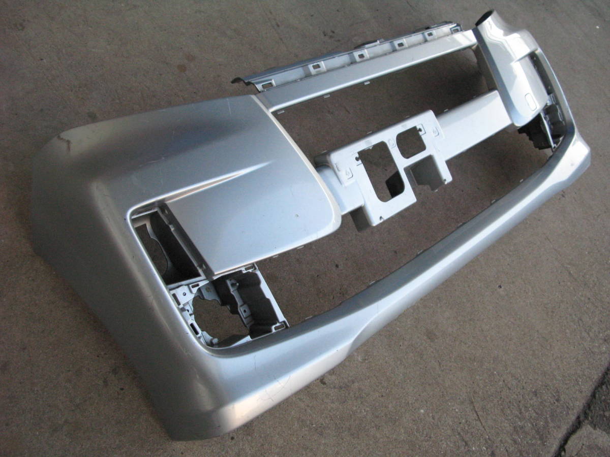 P LA100S ムーブカスタム 純正 フロントバンパー 後期 52119-B2C50