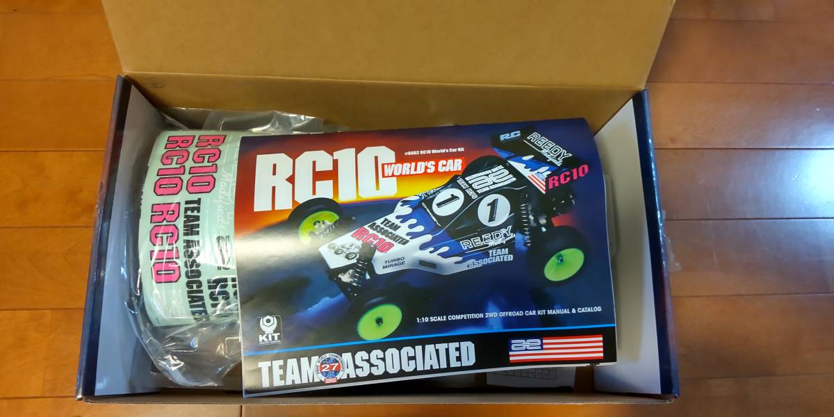 TEAM ASSOCIATED RC10 WORLD'S CAR_3