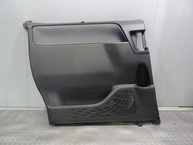 ヴォクシー DBA-ZRR80W R リア リヤ 左 ドア 内張り 左後 ZS ノア エスクァイア 52693km 1kurudepa