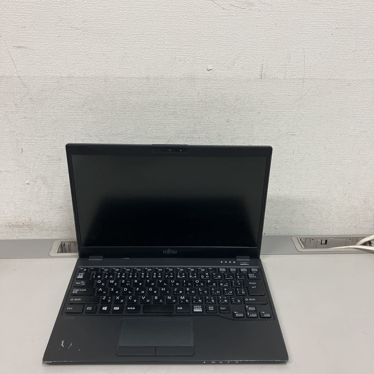 E129 FUJITSU LIFEBOOK WU2/C3 FMVWC3U28 Core i5 8265U メモリ8GB