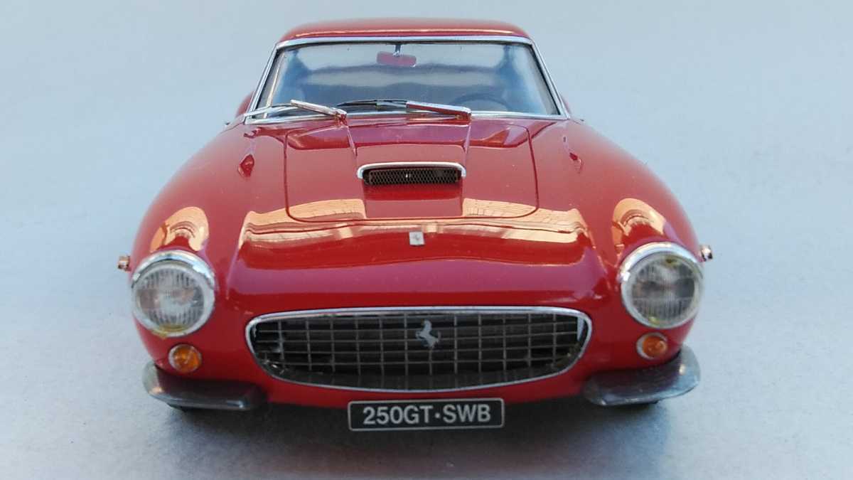 グンゼ産業 ハイテク フェラーリー 250GT SWB 1/24 【公式通販】