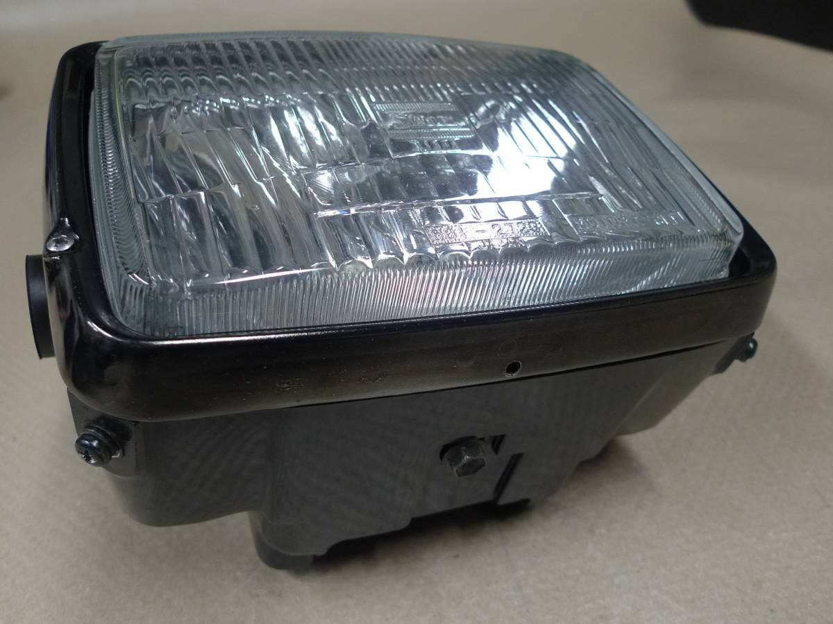 ☆希少！ GPZ400F 角目 純正ヘッドライト ☆ 当時物！程度良好