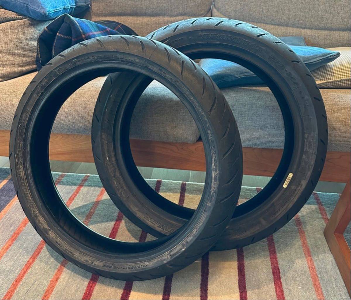 新車はずし】 ダンロップ GPR-300 ラジアルタイヤ110/70R17M/C 54H