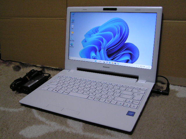 ☆ mouse MB-J320E2N-S1 Celeron 3865U/メモリー8.0GB/SSD256GB+