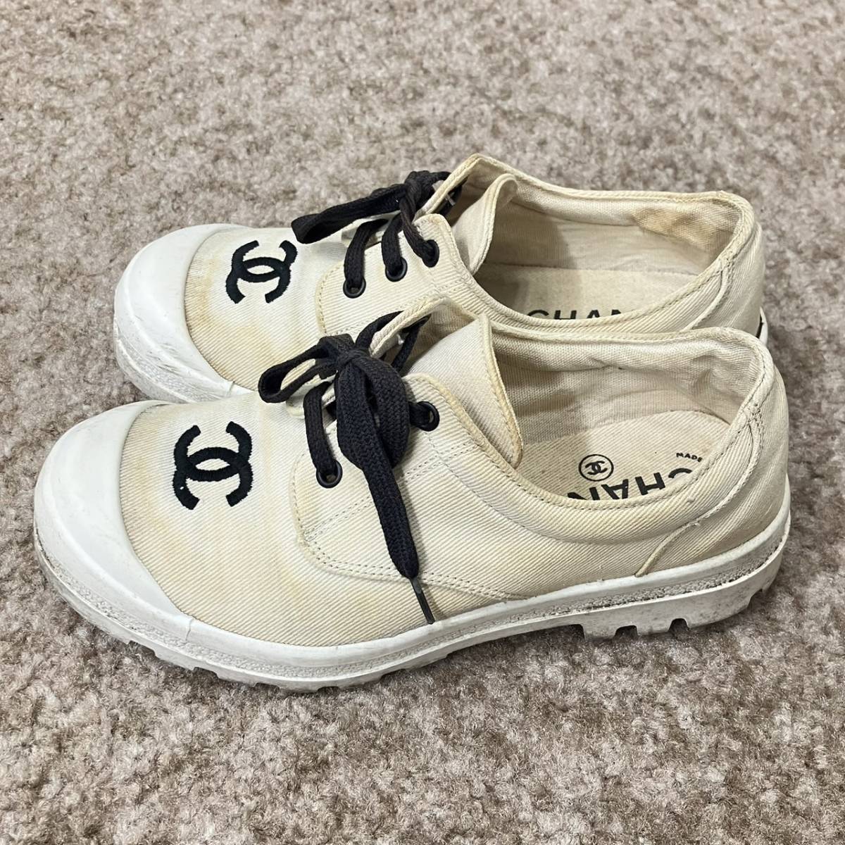 CHANEL シャネル スニーカー A07154 キャンバス ココマーク ローカット 