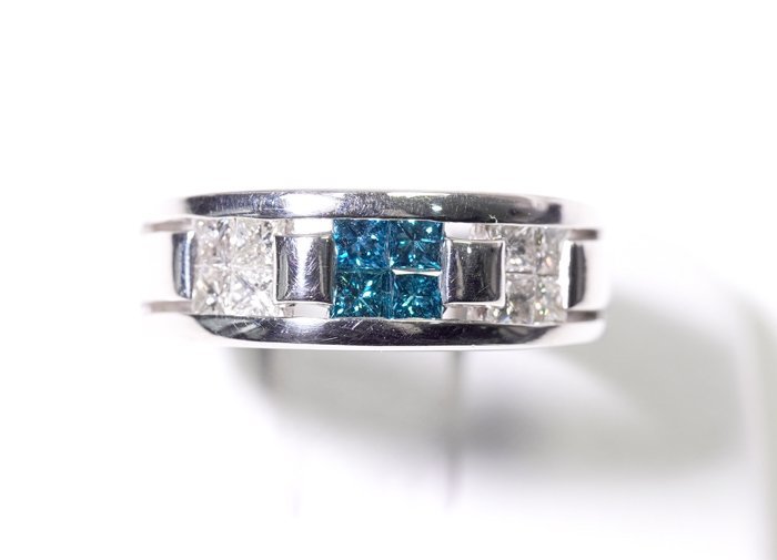 A-71☆Pt900 プラチナ ダイヤモンド 0.60ct/0.40ct リング