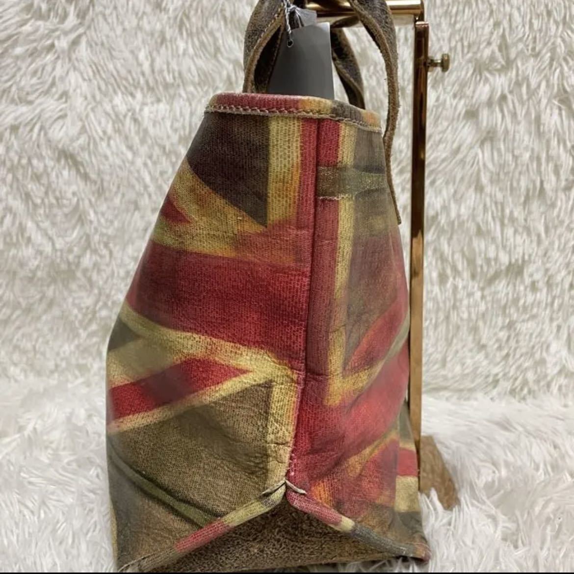 級 大容量 ヴィヴィアンウエストウッド Vivienne Westwood 