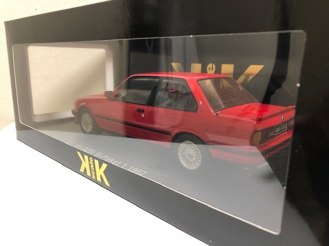 Maquette BMW Série 3 325i (E30) M-Pack 1987 Rouge – Échelle 1