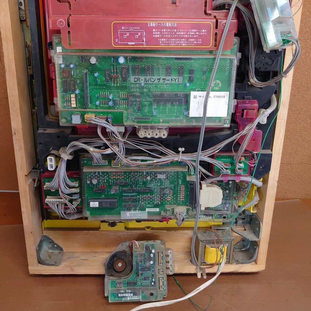 平和 CR ルパン ザ サードY1 パチンコ実機 ルパン三世 100Vコンセント 