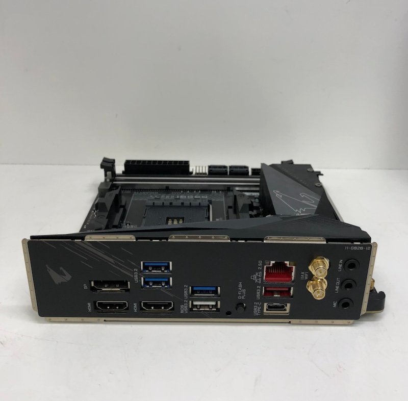 GIGABYTE マザーボード Z590 AORUS PRO AX(動作未確認) GIGABYTE