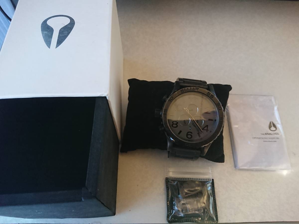 NIXON 51-30マッドブラック 稼働品 【公式通販】