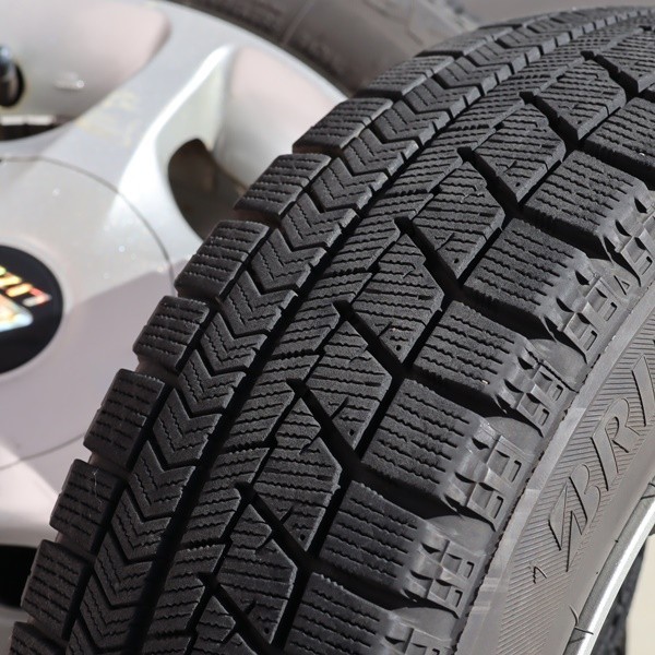 LIZEA 13インチアルミ 4H100，110，114.3mm 4・1/2J+42 2019年製 ブリヂストン BLIZZAK VRX 155/65R13 スタッドレスタイヤ 4本セット 2026年最新Yahoo!オークション -ディッシュ 114.3の中古品