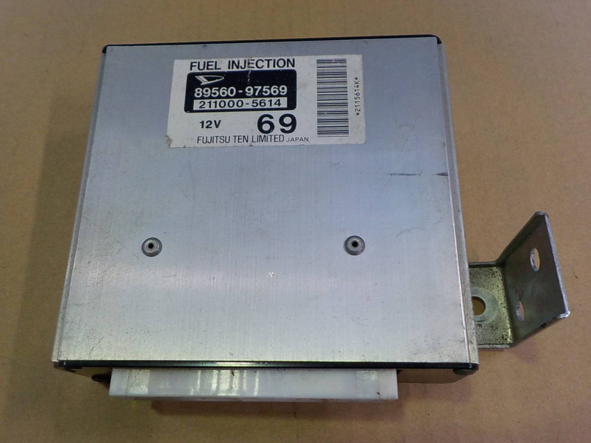 ハイゼット S200P エンジンコンピューター 89560-97569 211000-5614