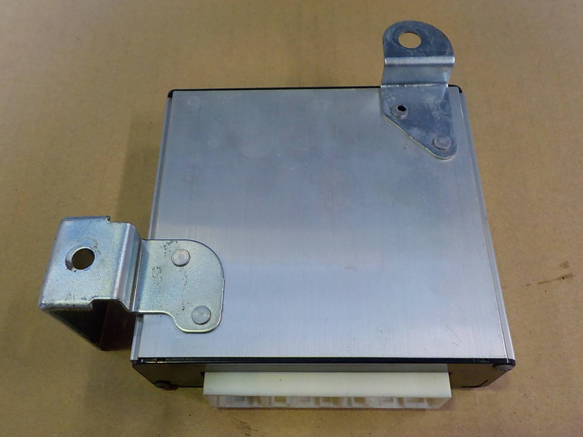 ハイゼット S200P エンジンコンピューター 89560-97569 211000-5614