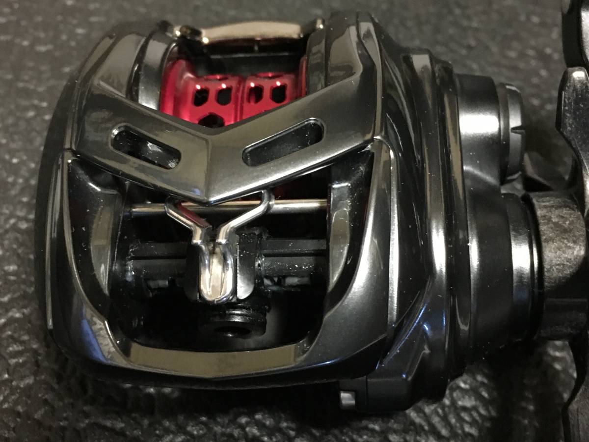 ダイワ 20アルファス AIR TW 8.6L 美品中古 【公式通販】