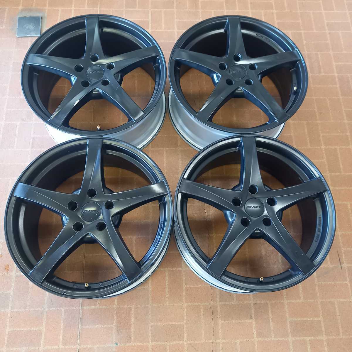 ENKEI RIVAZZA 18インチ 7.5J+38 5H-114.3 中古 ENKEI RIVAZZAの通販
