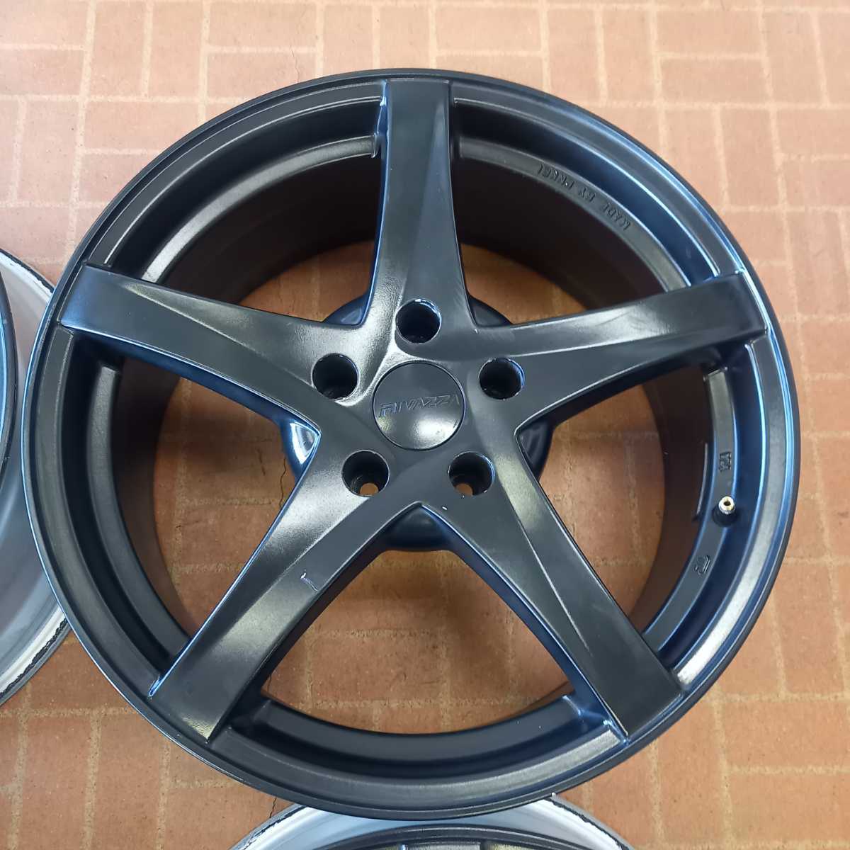 18インチ RIVAZZA ENKEI エンケイ RIVAZZAの通販 - rivazzaに関する 