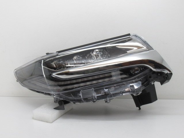 《即決あり》 アルファード AGH30W 後期 純正 右 ヘッドライト LED 3眼 【 ICHIKOH 58-91 】 (M080260)
