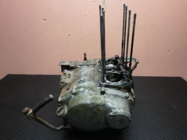 確認用です。 0 ホンダ ZUMAのブログ いよいよCBX550の本丸のクランク廻り分解です