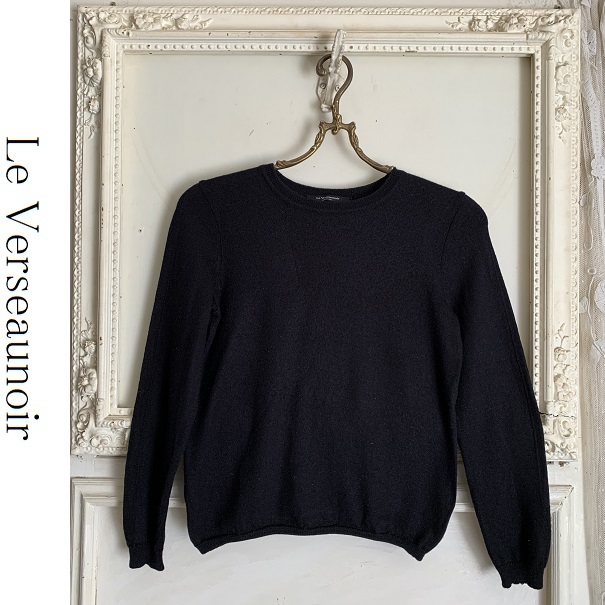 イタリア製　ルヴェルソーノアール　Le Verseaunoir 毛ウール１００％　女性用　レディースニット 黒ブラック　MADE IN ITALY 