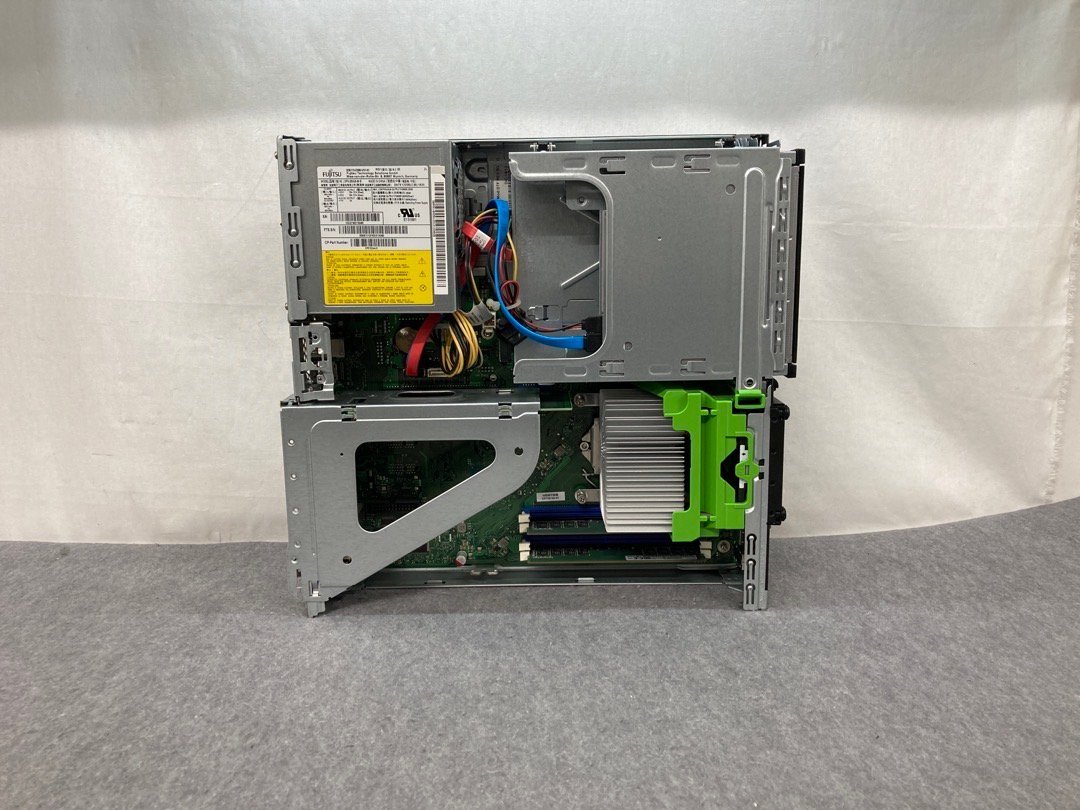 富士通】ESPRIMO WD2/C1 Core i7-7700 3.60GHz メモリ8GB SSD512GB 