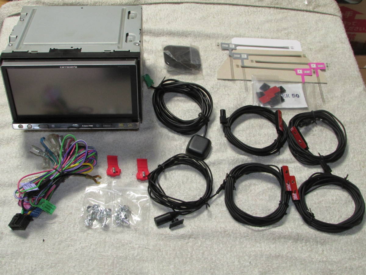 カロッツェリア ( AVIC-ZH0009 ) HDDナビ S.No ( NHTM006172JP ) Fm