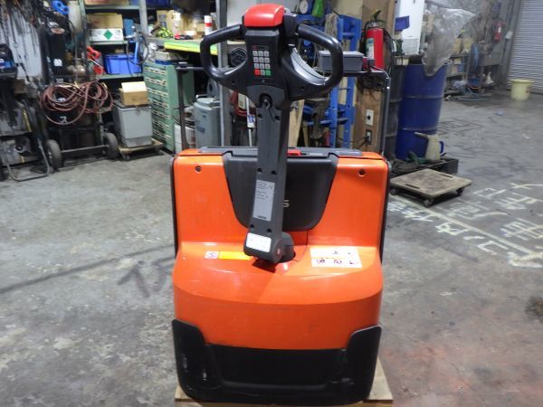 ☆トヨタ ローリフト 最大積載量1500kg 電動パレットトラック（せf209 