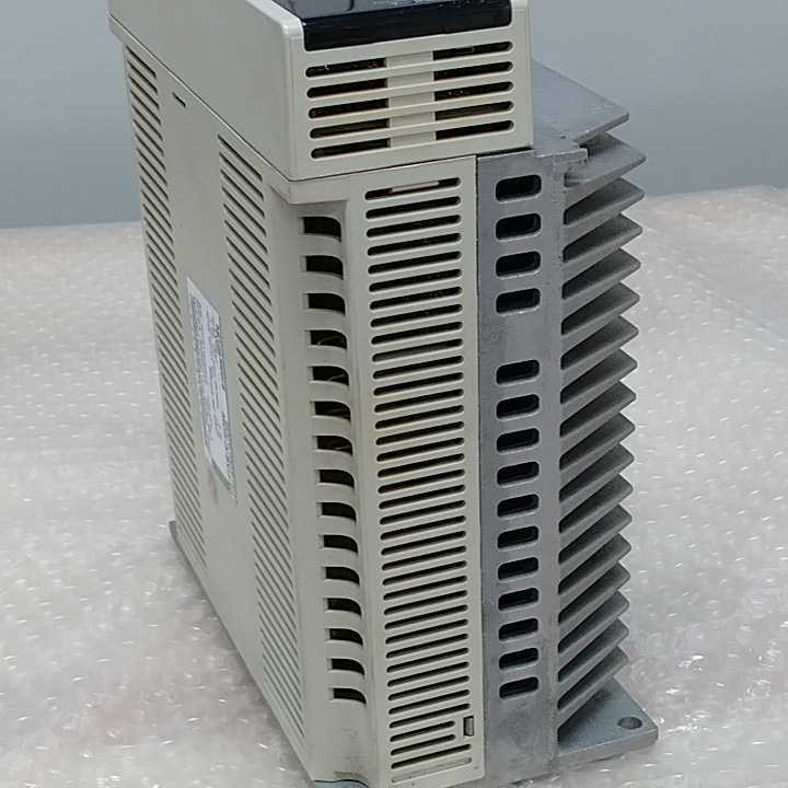 中古 三菱 MITSUBISHI サーボドライバー MDS-A-SVJ-20 管理番号UT-921