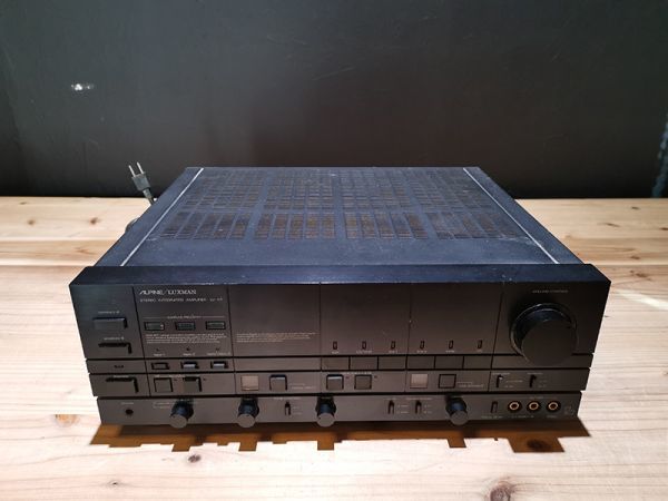 【陵】r72ub68r　ALPINE/LUXMAN プリメインアンプ LV-117　カタログ付　・オーディオ機器・　検索) アルパイン　ラックスマン