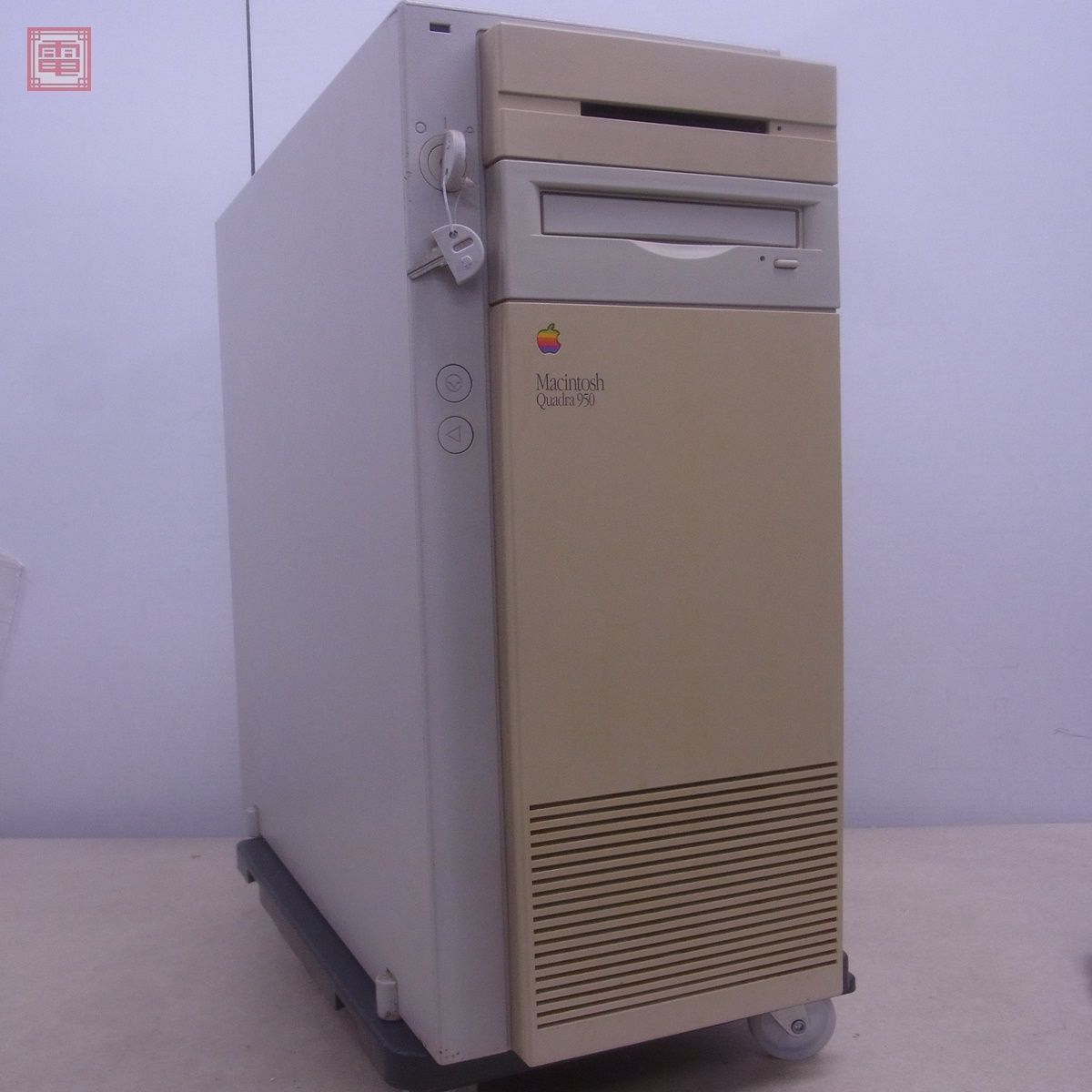 Apple Macintosh Quadra 950 (M4300) 本体 アップル マッキントッシュ 