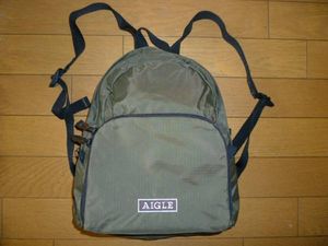 AIGLE☆エーグル　子供用リュックサック☆カーキ　中古_1