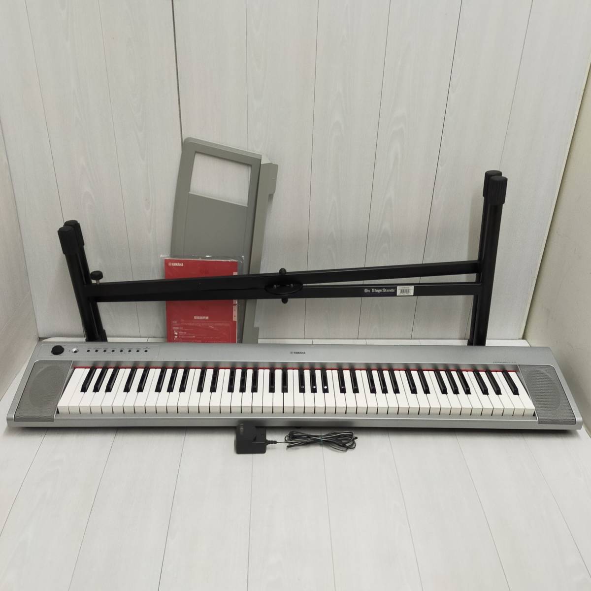 ヤマハ　電子キーボード　piaggero シルバー　NP-31S YAMAHA 電子キーボード NP-31 NP-31S ヤマハ Piaggero 76鍵 電子ピアノ