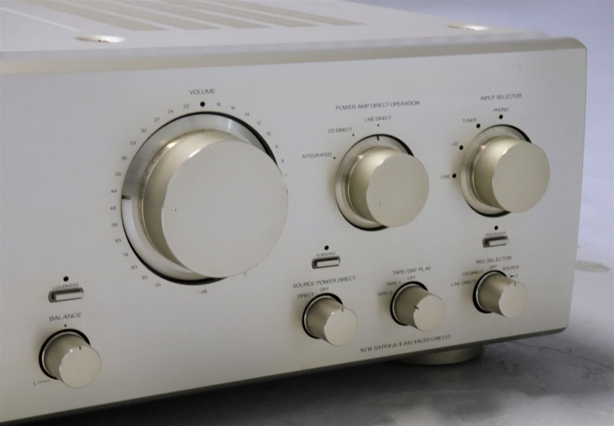極上の響きに解像感！SANSUI AU-α607MR プリメインアンプ インテグレー