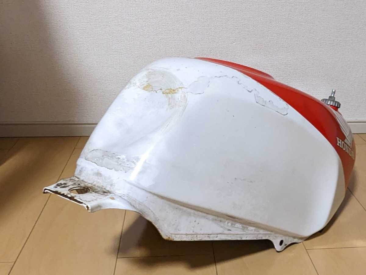 多分VFR400R NC30のガソリンタンク 燃料タンク フューエルタンク