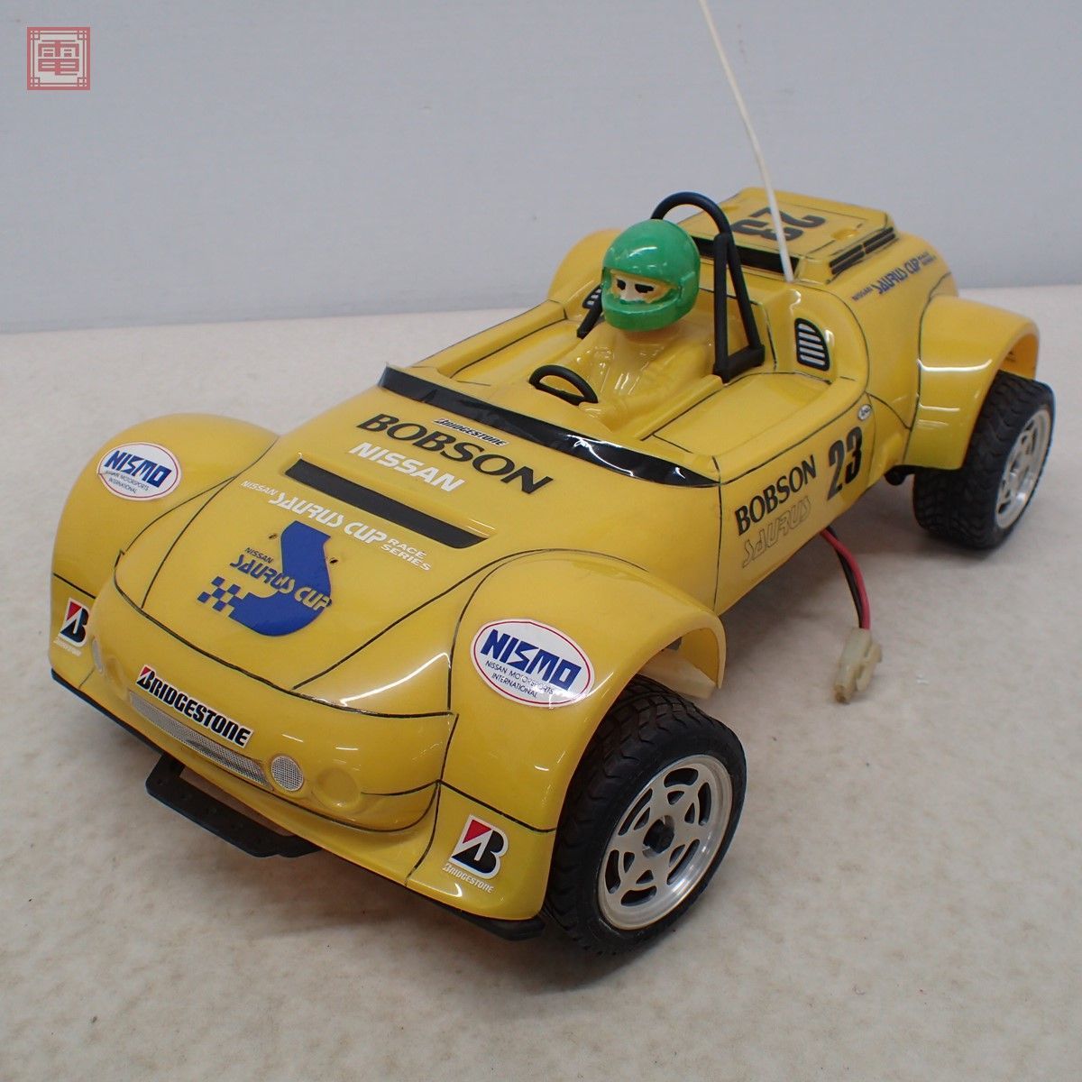 京商 1/10 ラジコンカー『ニッサン ザウルス』(見組み立て品) 京商 1/10 電動RC ニッサン ザウルス サーボ/受信機/モーター等搭載