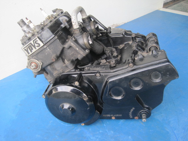 ヤマハRZ250R エンジン本体 1983年式 - RZ250R 29L バイクブロス ド