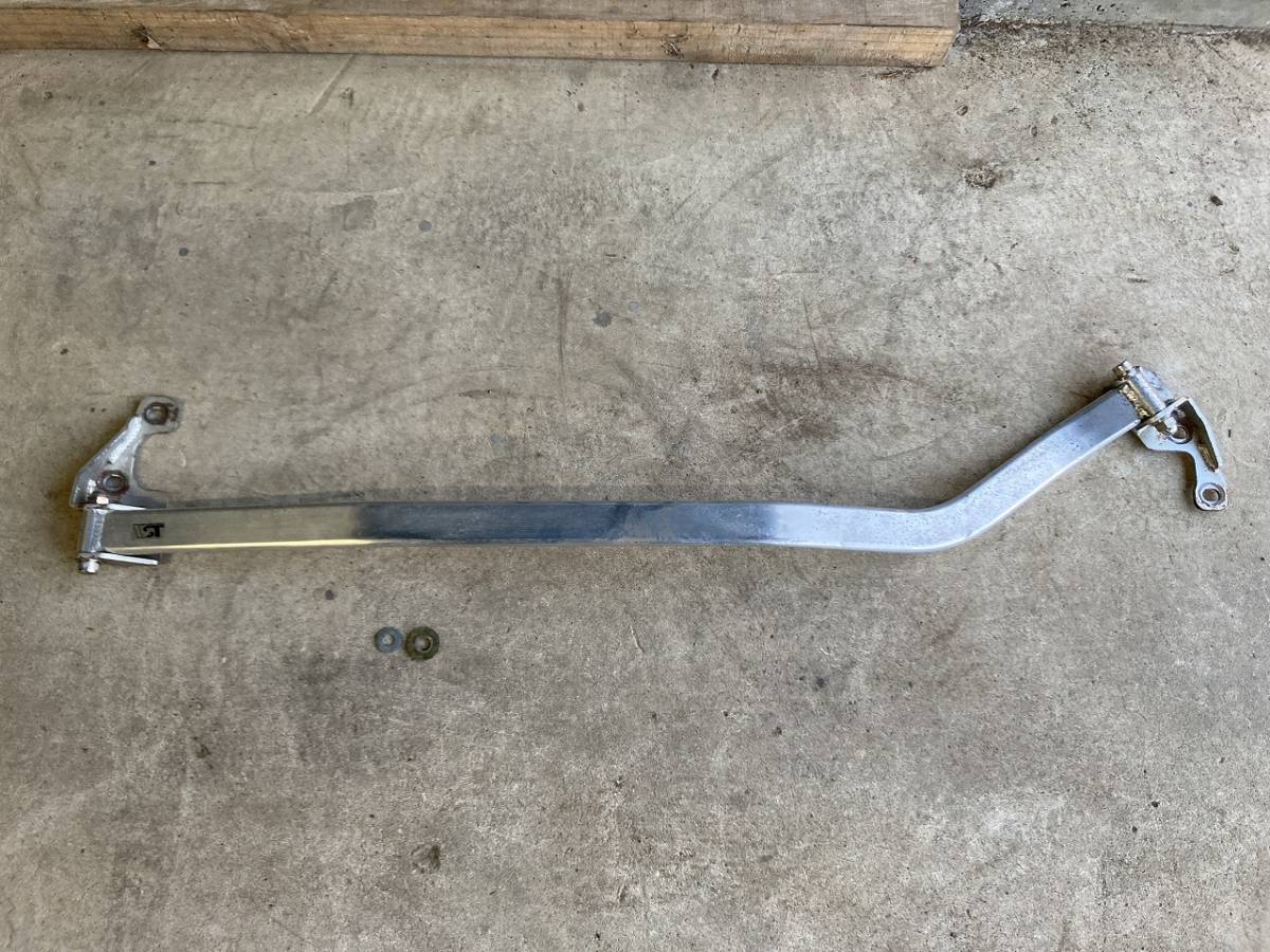 【希少】VOLVO V70 XC70 SB系 フロントタワーバー 剛性アップ