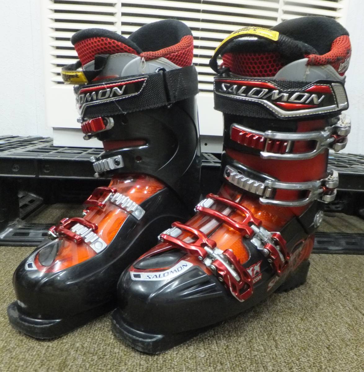 爆買い，低価 SALOMON/サロモン スキーブーツ 26.0㎝ 26.5㎝ 1-654 ② 北海道 沖縄 離島は除く(26.0cm)｜売買されたオークション情報、yahooの商品情報をアーカイブ公開 - オークファン 26.0cm